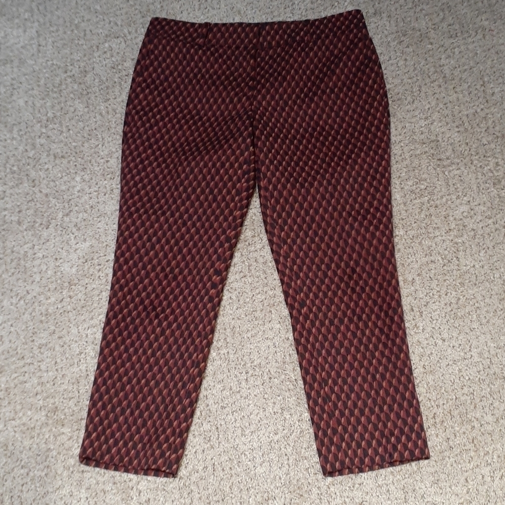 NWOT ANN TAYLOR 6p designed capris, $85.00